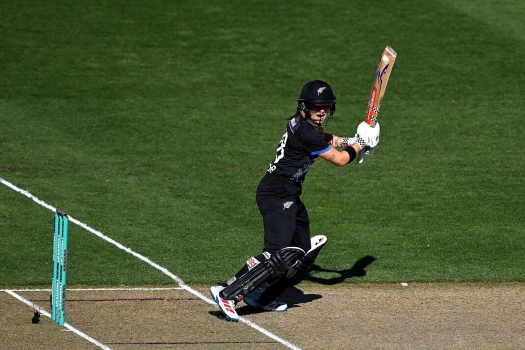 अमेलिया केर का ऑलराउंड कमाल, न्यूज़ीलैंड की शानदार जीत अमेलिया केर का ऑलराउंड कमाल, न्यूज़ीलैंड की शानदार जीत