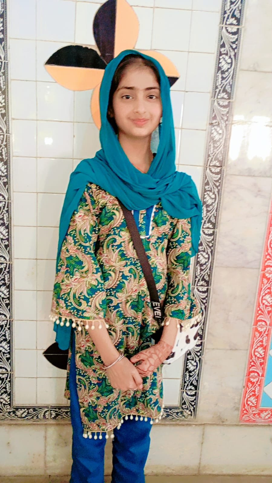 आठवीं की छात्रा खुशी ने किया माता-पिता का नाम रोशन आठवीं की छात्रा खुशी ने किया माता-पिता का नाम रोशन